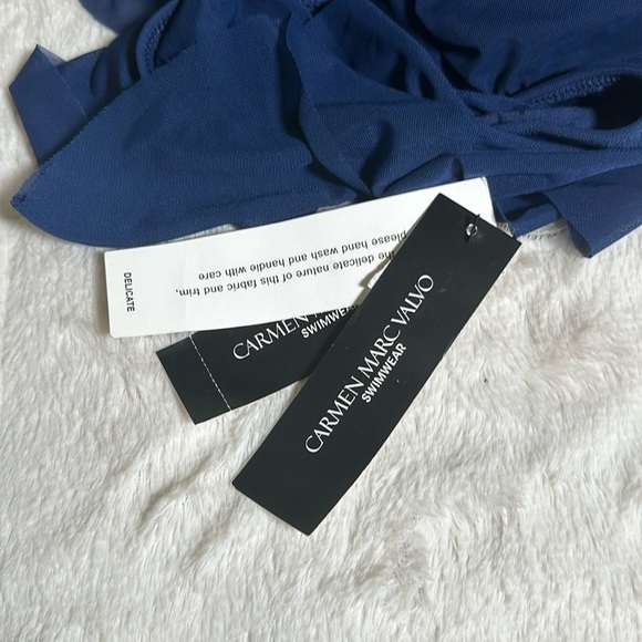 Carmen Marc Valvo Women's Mesh Ruffle Midnight Blue Bikini Top size Medium NEW - Picture 10 of 16